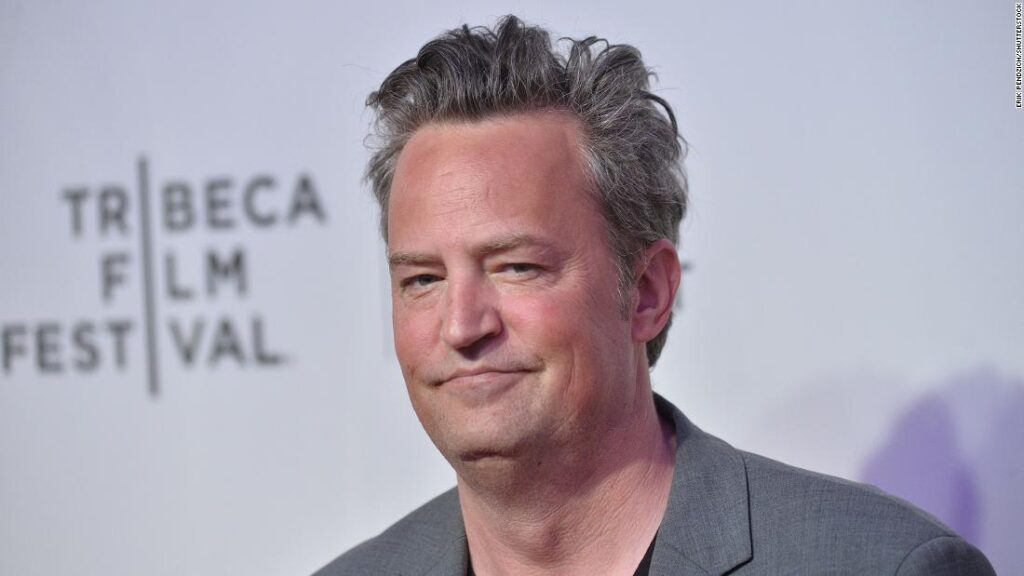 matthew-perry-describes-his-battle-with-addiction-in-his-new-memoir