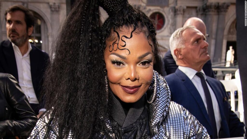 janet-jackson-sends-love-to-taylor-swift-after-name-drop-on-new-album-‘midnights’