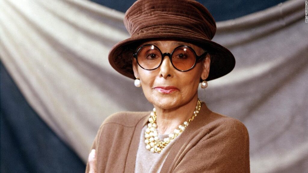 lena-horne-becomes-first-black-woman-to-have-a-broadway-theater-named-after-her