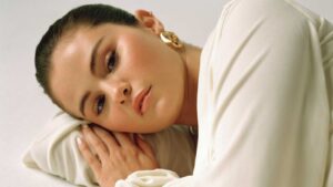 selena-gomez-named-her-new-kidney-after-fred-armisen-—-and-5-other-takeaways-from-our-cover-story