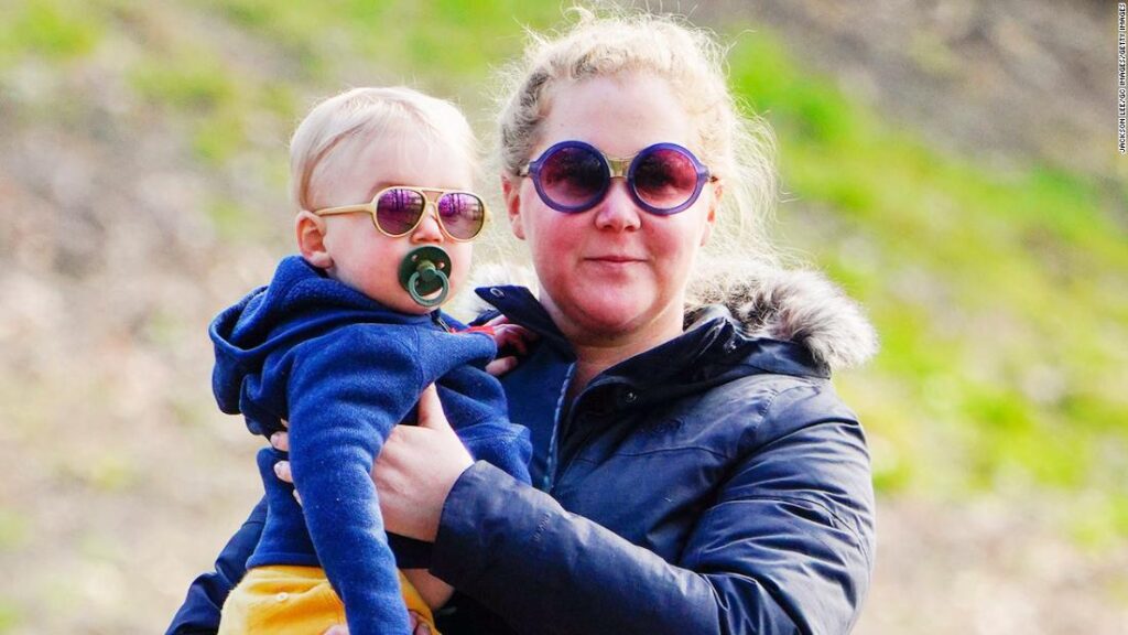 amy-schumer’s-son-was-hospitalized-with-rsv,-comedian-reveals