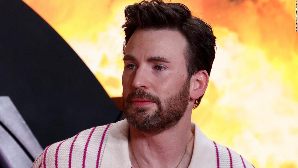 chris-evans-has-been-named-people-magazine’s-‘sexiest-man-alive’