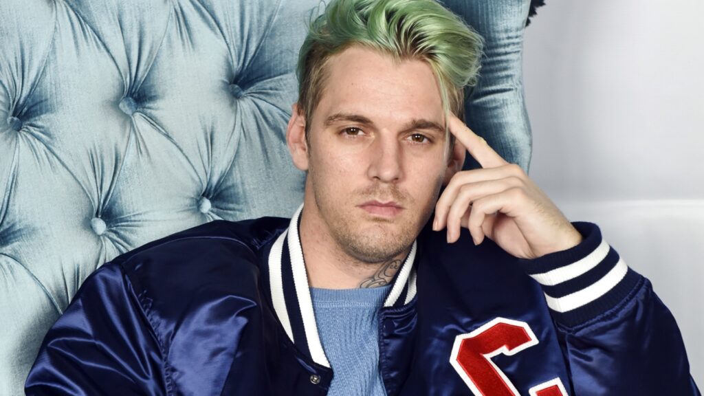 hilary-duff-and-aaron-carter’s-management-slam-‘obscenely-disrespectful’-posthumous-book