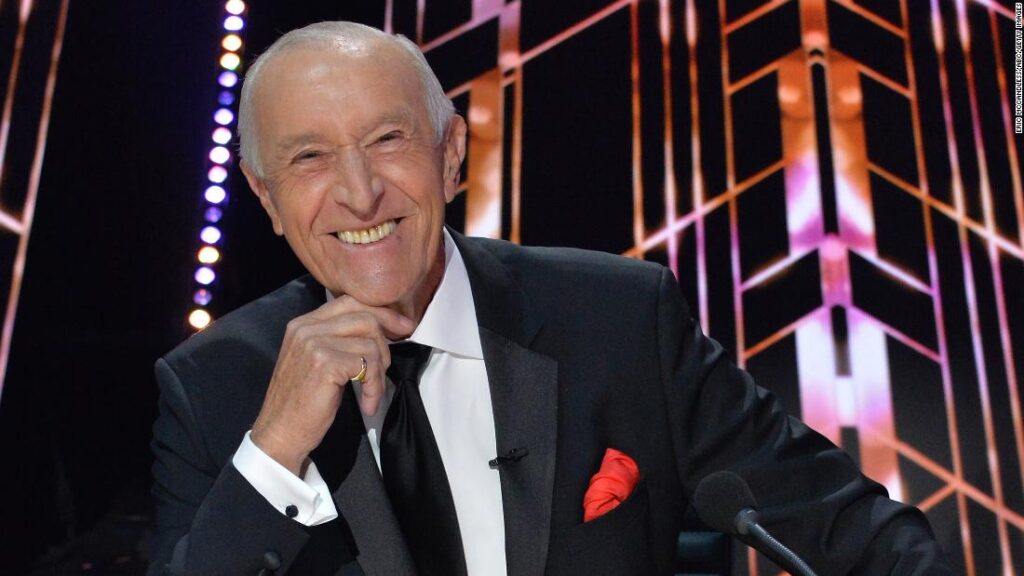 len-goodman-announces-his-exit-from-the-‘dancing-with-the-stars’-ballroom