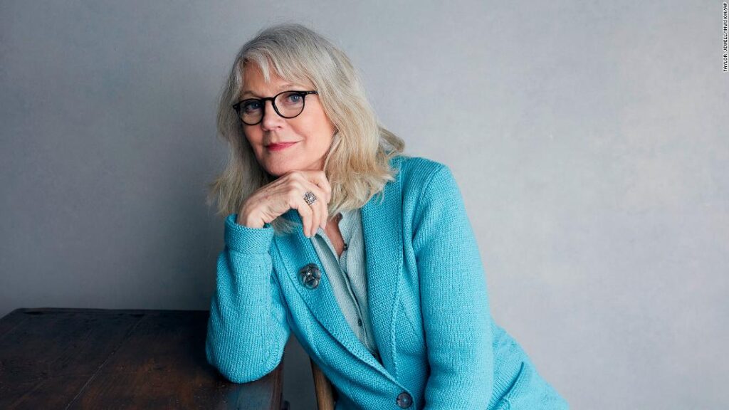 blythe-danner-in-remission-from-the-same-cancer-her-late-husband-bruce-paltrow-had