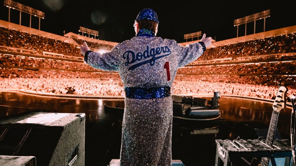 elton-john-says-farewell-to-north-america-with-some-help-from-dua-lipa-and-brandi-carlile