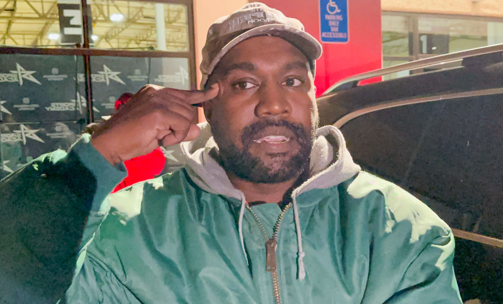 donald-trump-calls-kanye-west-a-‘seriously-troubled-man’-after-mar-a-lago-dinner