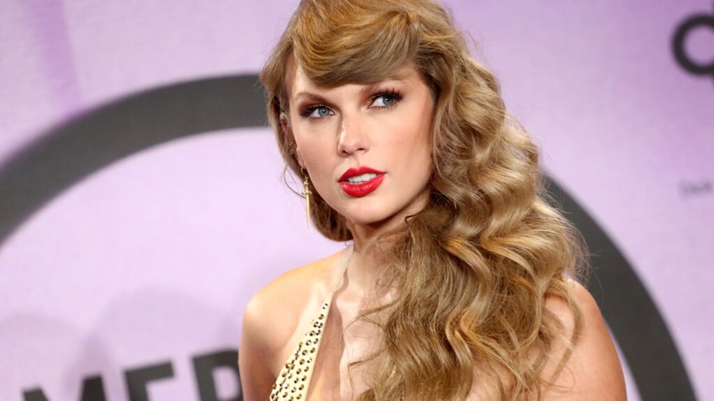 taylor-swift’s-‘eras’-tour-ticketing-debacle-could’ve-been-worse:-she-almost-partnered-with-ftx