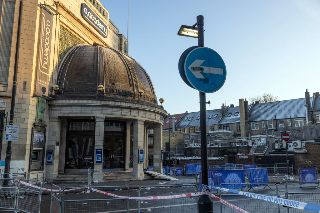 four-people-in-critical-condition-after-suspected-crush-at-asake-concert-in-london