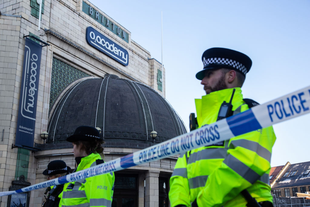 woman-dies-after-crush-at-asake-concert-in-london