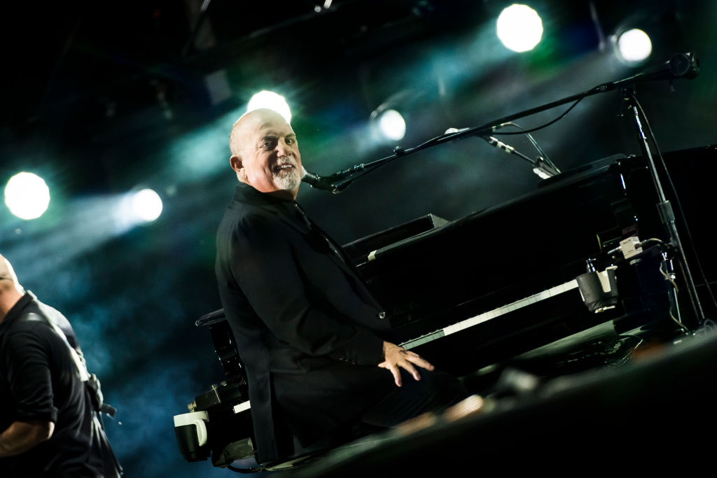 billy-joel-postpones-madison-square-garden-show-due-to-viral-infection-and-vocal-rest