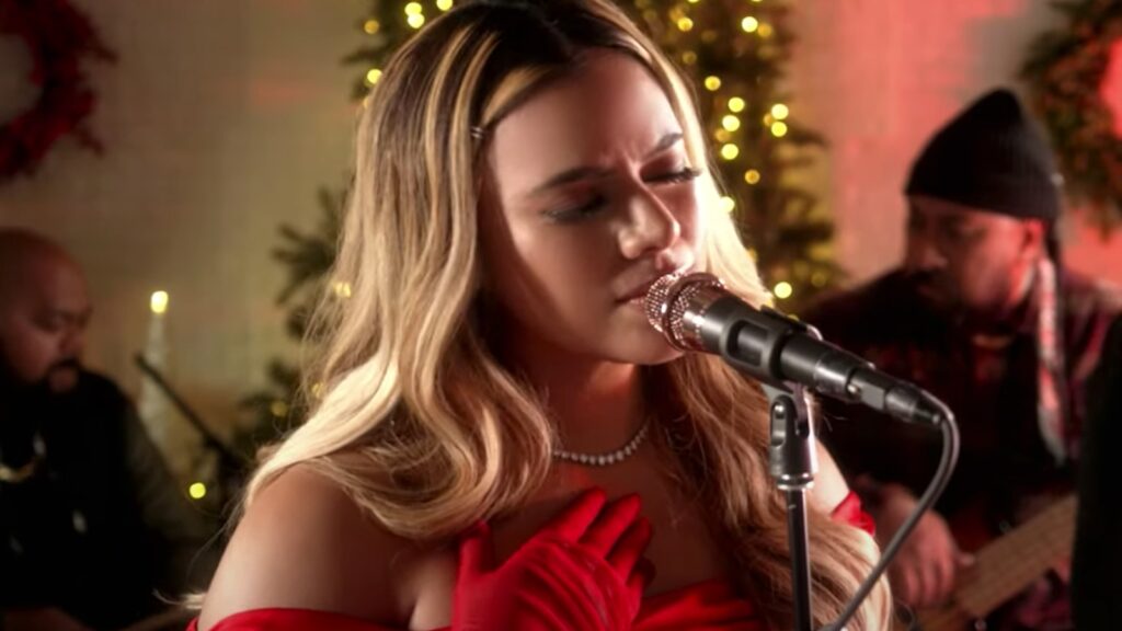 an-island-christmas!-dinah-jane-welcomes-common-kings,-sammy-johnson-for-holiday-special
