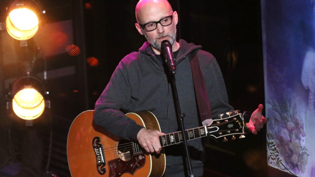 moby-drops-‘ambient-23’-lp:-‘made-to-help-anxiety’