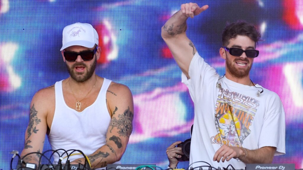 the-chainsmokers-admit-to-having-threesomes-together-and-we-wish-we-didn’t-know