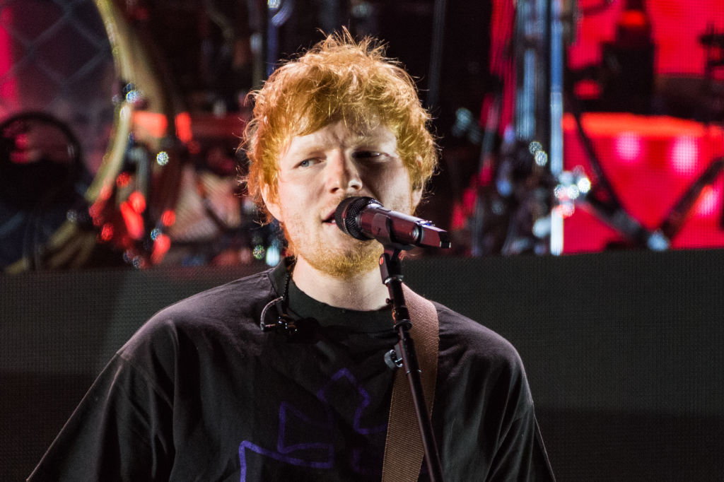 ed-sheeran-pays-tribute-to-jamal-edwards-with-emotional-performance