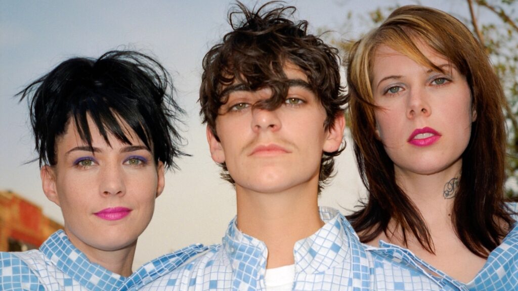le-tigre-roar-back-for-first-tour-in-18-years