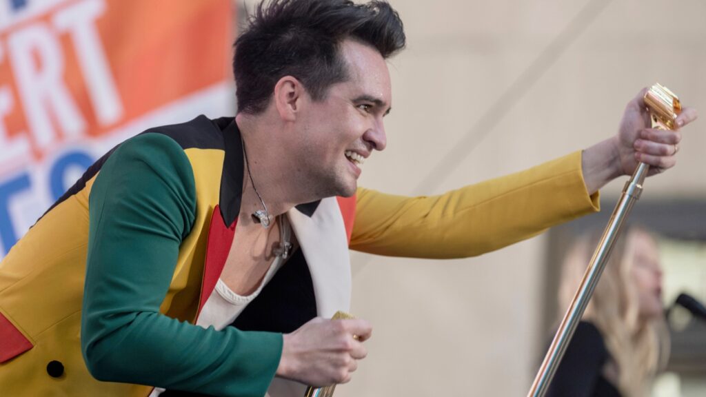 panic!-at-the-disco-break-up:-‘sometimes-a-journey-must-end’