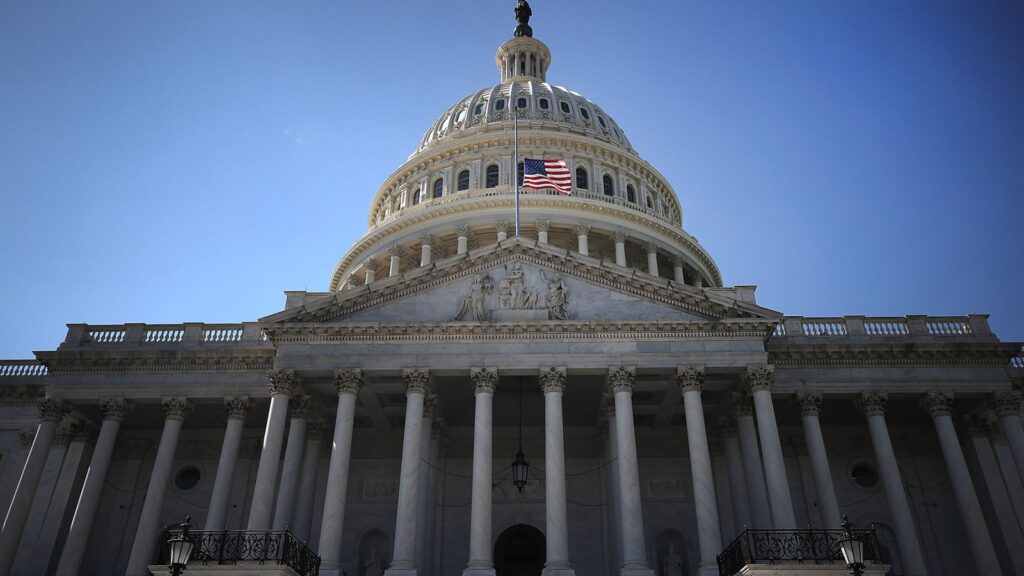 live-nation-vs.-everyone:-lawmakers,-industry-execs-slam-company-at-senate-hearing