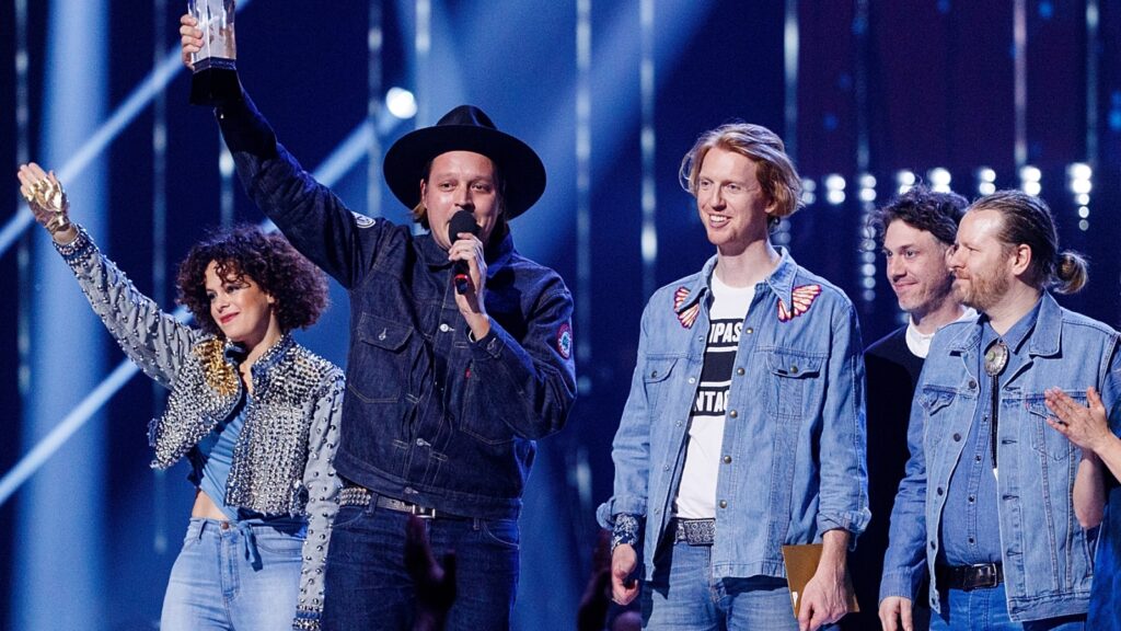 juno-awards-rationalizes-arcade-fire-nomination:-‘honouring-the-rest-of-the-band-for-their-success’