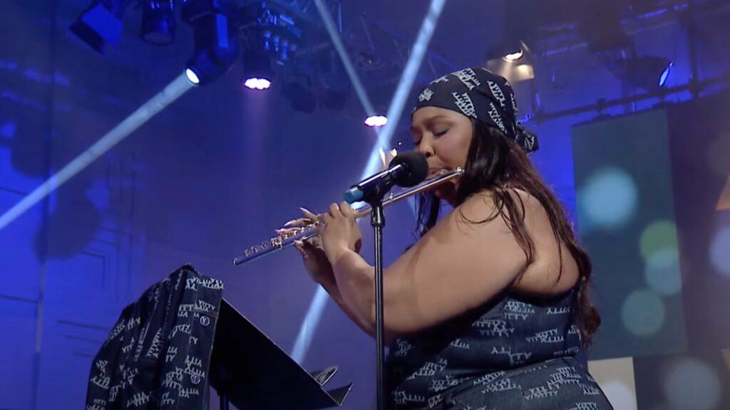 lizzo-flutes-up-sam-smith-and-kim-petras‘-’unholy‘-for-bbc’s-live-lounge