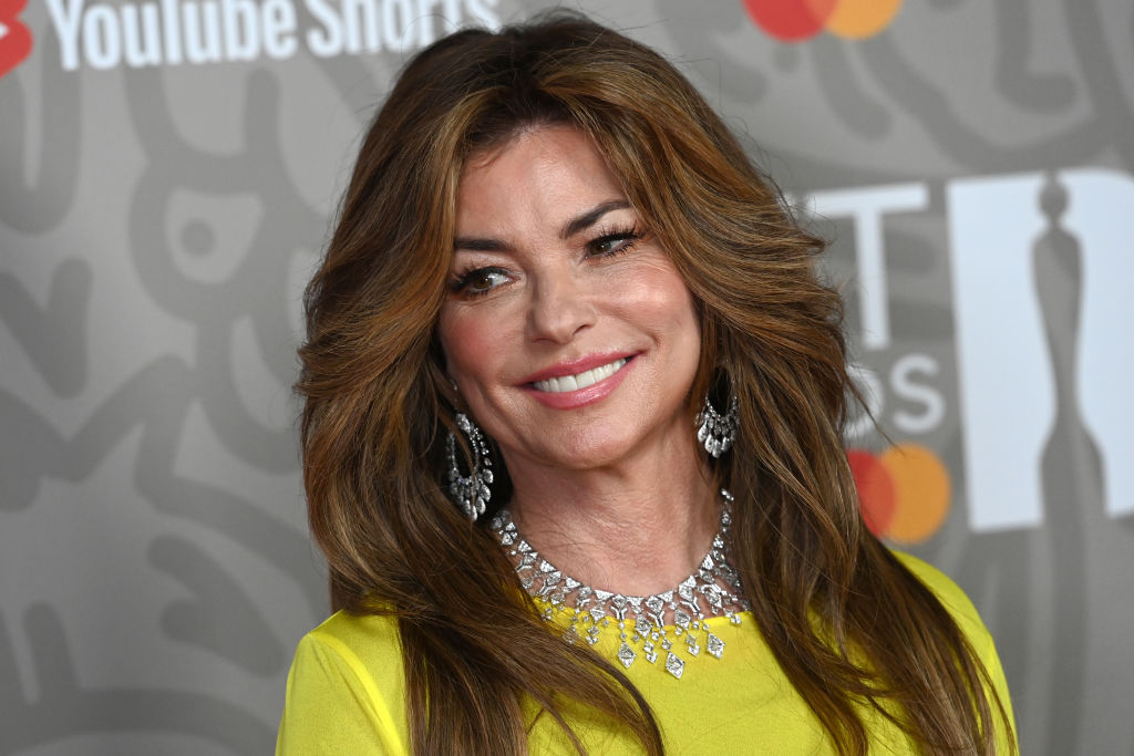 shania-twain-taps-producer-malibu-babie-for-club-ready-remix-of-‘giddy-up!’