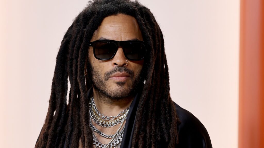 lenny-kravitz-pays-tribute-to-victims-of-nashville-school-shooting:-‘america,-we-must-do-better’
