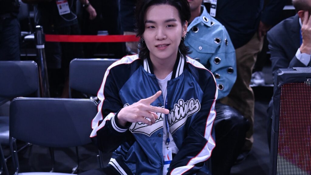 bts’-suga-hangs-courtside-in-nba-ambassadorship-announcement-video