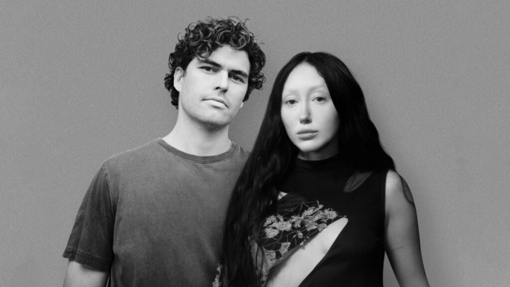 noah-cyrus-and-vance-joy-know-‘everybody-needs-someone’-on-new-collaboration