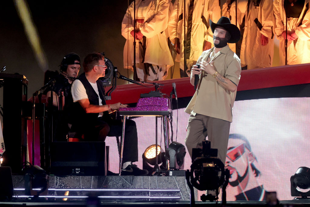 see-bad-bunny-join-gorillaz-to-perform-‘tormenta’-for-the-first-time-together-at-coachella