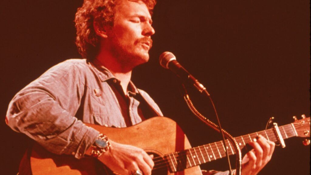 gordon-lightfoot’s-final-album-will-be-released-in-july