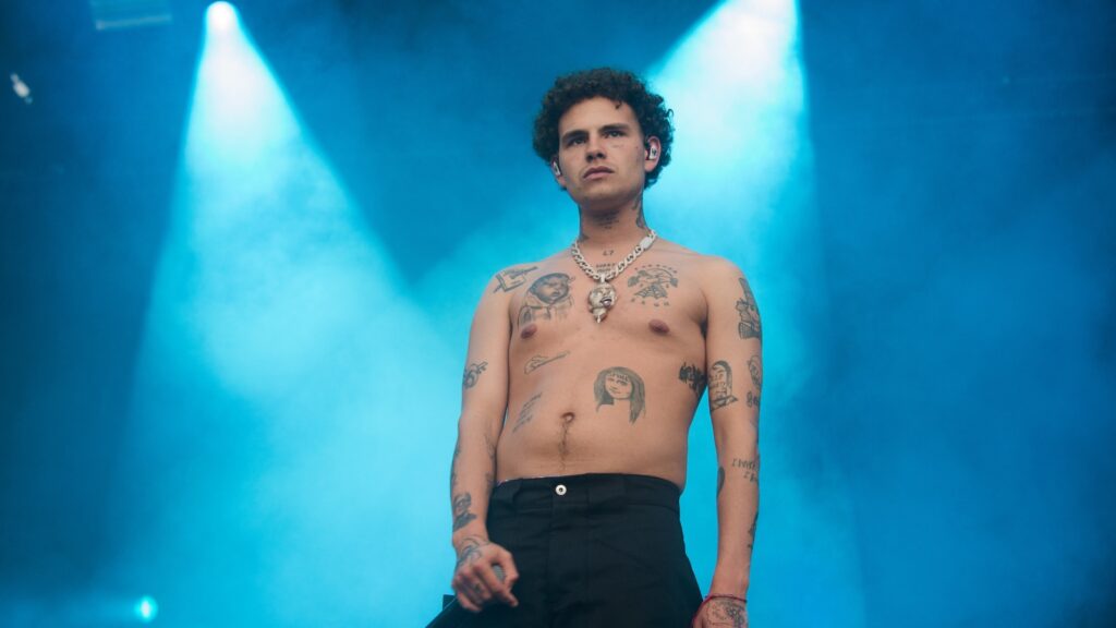 slowthai-dropped-from-glastonbury,-reading-&-leeds-festival-lineups-following-rape charges
