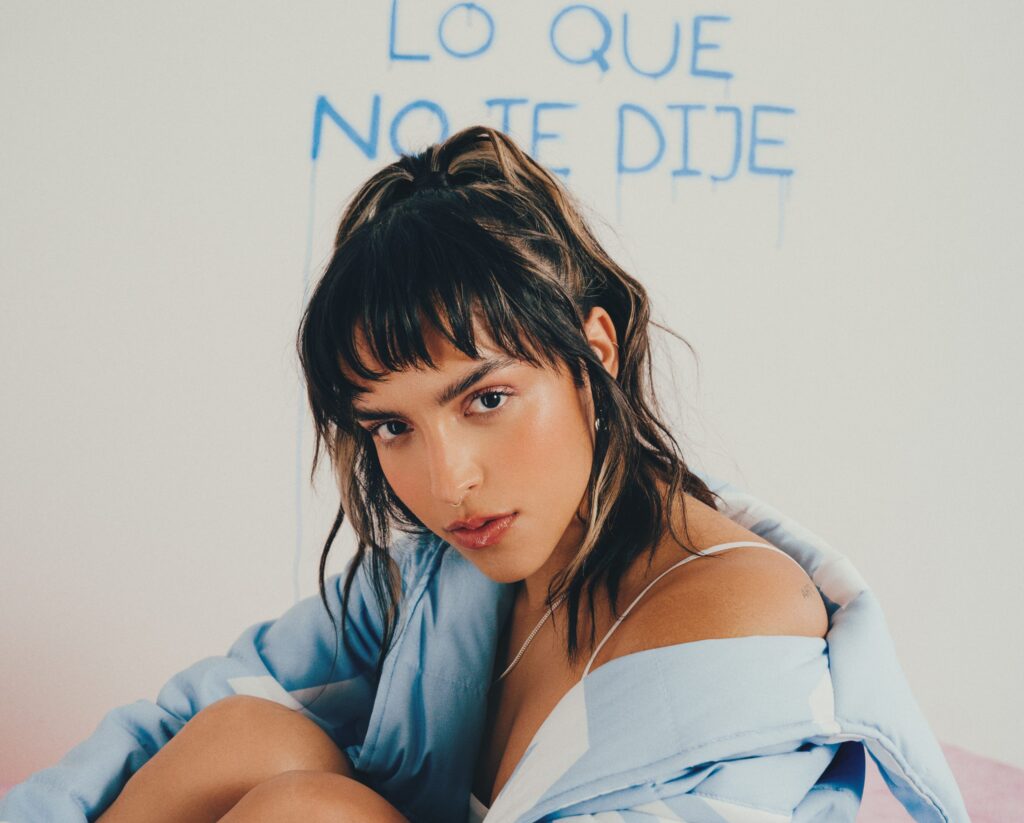 latin-pop’s-secret-weapon-gale-is-unleashed-in-‘lo-que-no-te-dije’