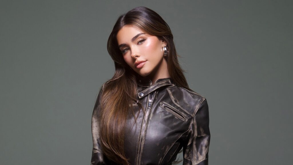 madison-beer-tuned-out-the-noise-to-make-her-album-‘silence-between-songs’