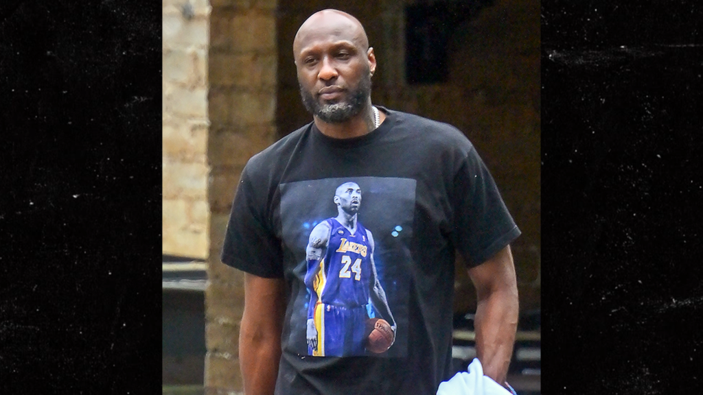 lamar-odom-visits-bam-margera-at-hospital,-invites-him-to-rehab-center