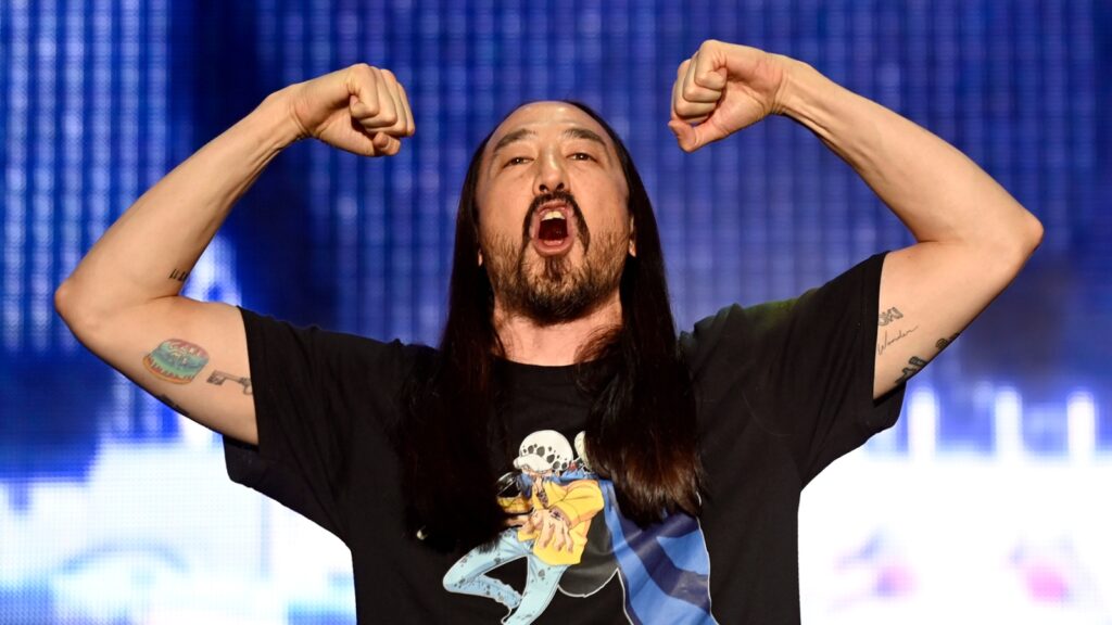 steve-aoki’s-authenticated-signature-on-a-funko-pop-lands-someone-$800-on-‘pawn-stars’