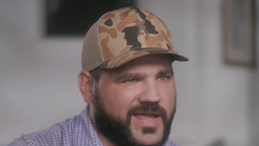peyton-hillis-details-saving-kids-from-drowning,-‘miracle’-no-one-died