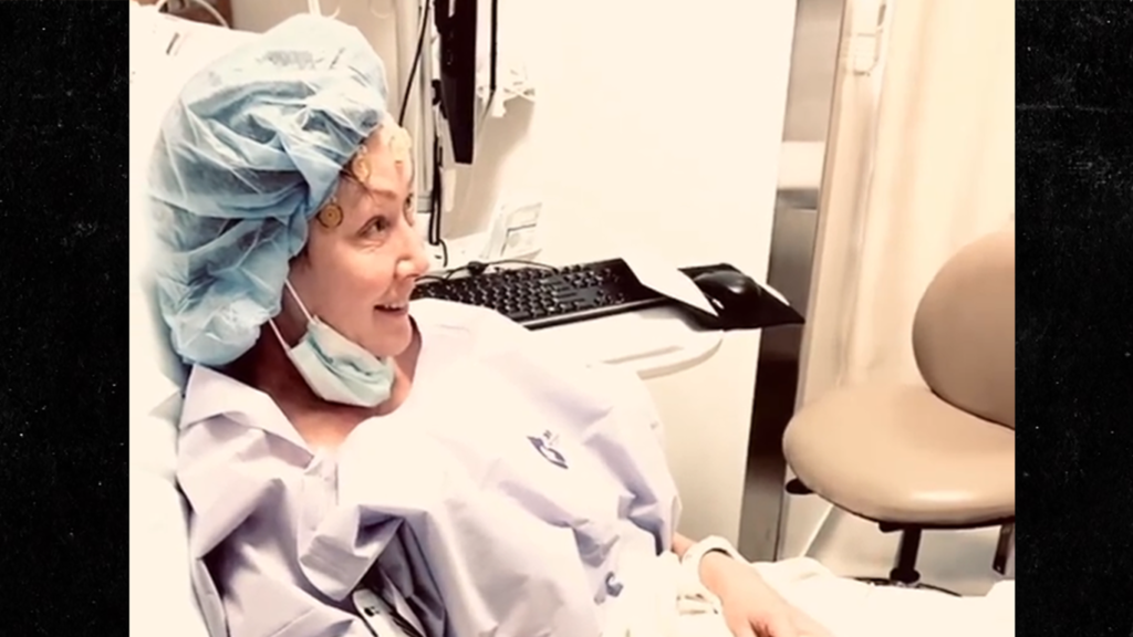 shannen-doherty-shares-video-before-brain-tumor-removal-surgery