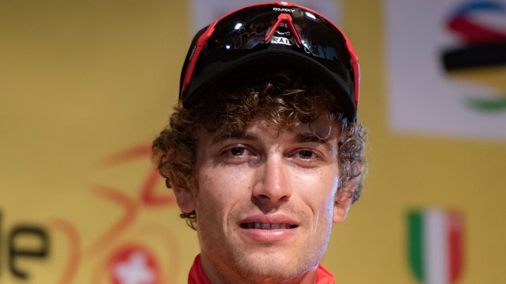 swiss-cyclist-gino-mader-dead-at-26-after-tour-de-suisse-crash
