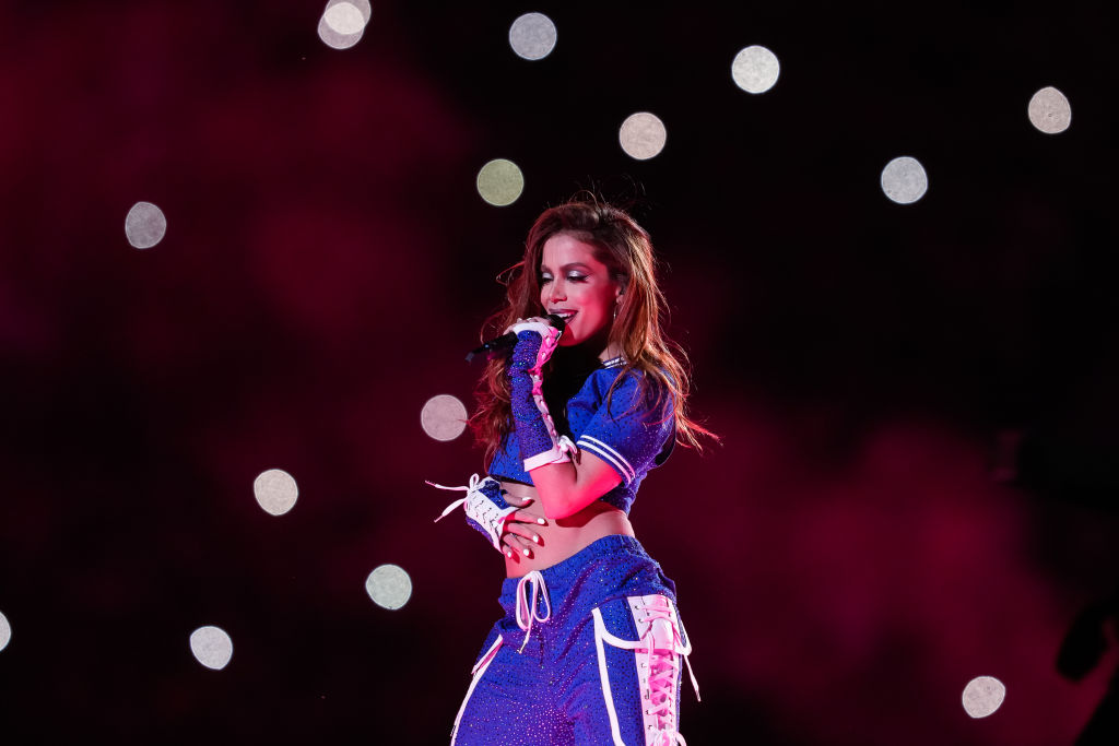anitta-goes-back-to-her-roots-on-dance-ready-single-‘funk-rave’