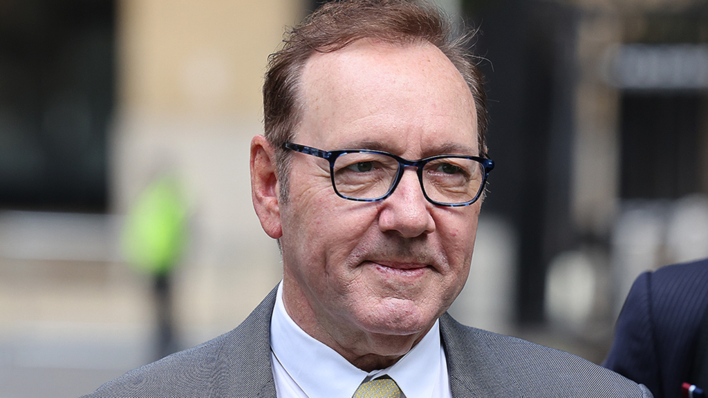 kevin-spacey-allegedly-performed-oral-sex-on-sleeping-victim,-sexual-assault-trial-prosecutors-claim