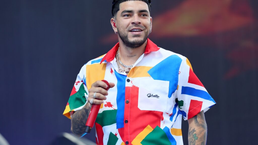 colombian-star-ryan-castro-sues-record-label-over-unpaid-royalties,-breach-of-contract