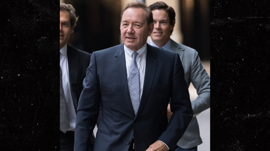 kevin-spacey-compared-to-psychotic-killer-played-in-‘se7en’-at-trial