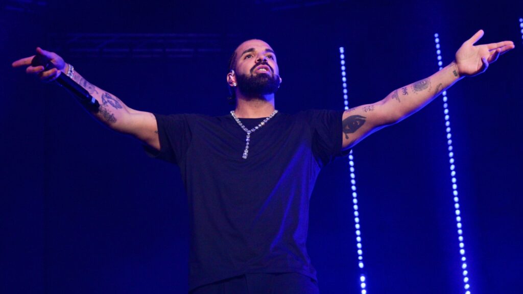 drake-tour-opens-with-‘look-what-you’ve-done,’-teases-new-album