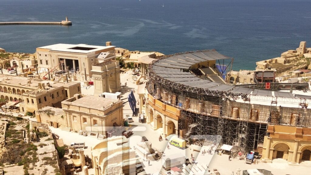 ‘gladiator-2’-first-look-at-colosseum-replica-for-upcoming-movie