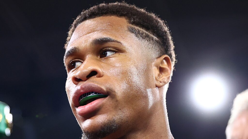 boxing-star-devin-haney-arrested,-semi-automatic-gun-allegedly-found-in-car