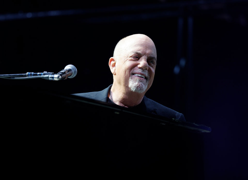 billy-joel-responds-to-fall-out-boy’s-updated-cover-of-his-hit-‘we-didn’t-start-the-fire’