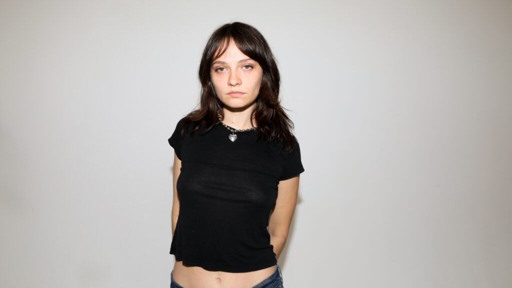 cherry-glazerr-announces-new-album-‘i-don’t-want-you-anymore’:-‘songs-i’ve-dreamed-of-making’