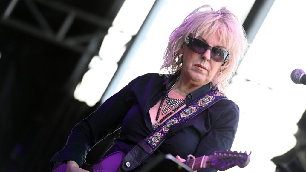 lucinda-williams-spreads-the-word-on-‘don’t-tell-anybody-the-secrets’-tour