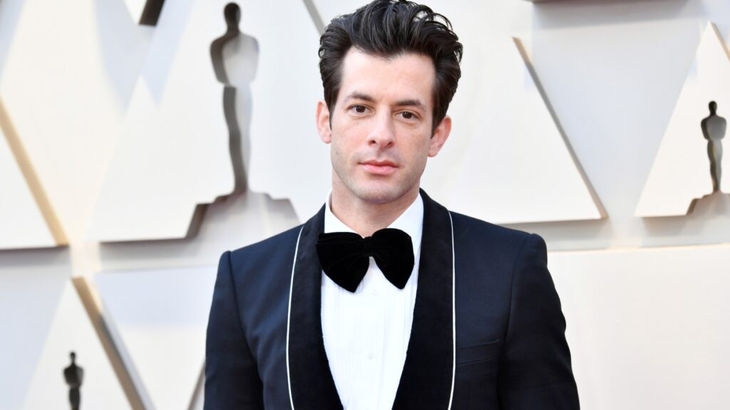 mark-ronson-calls-dua-lipa’s-next-album-‘incredible’