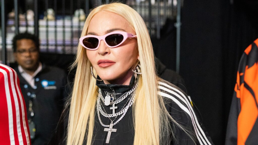 beyonce-gives-‘queen-mother’-madonna-shoutout-at-new-jersey-renaissance-tour-stop